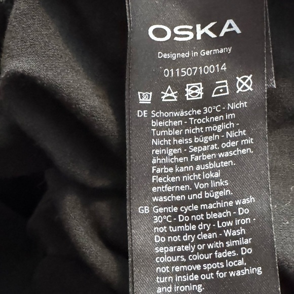 OSKA Long Sleeve Black Midi Dress Size 2 Medium Lagenlook Utilitarian Layering - Picture 3 of 6